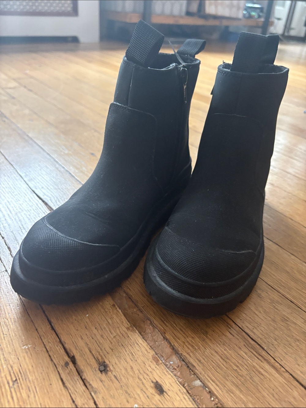 Waterproof Chelsea Boots kids size 2.5